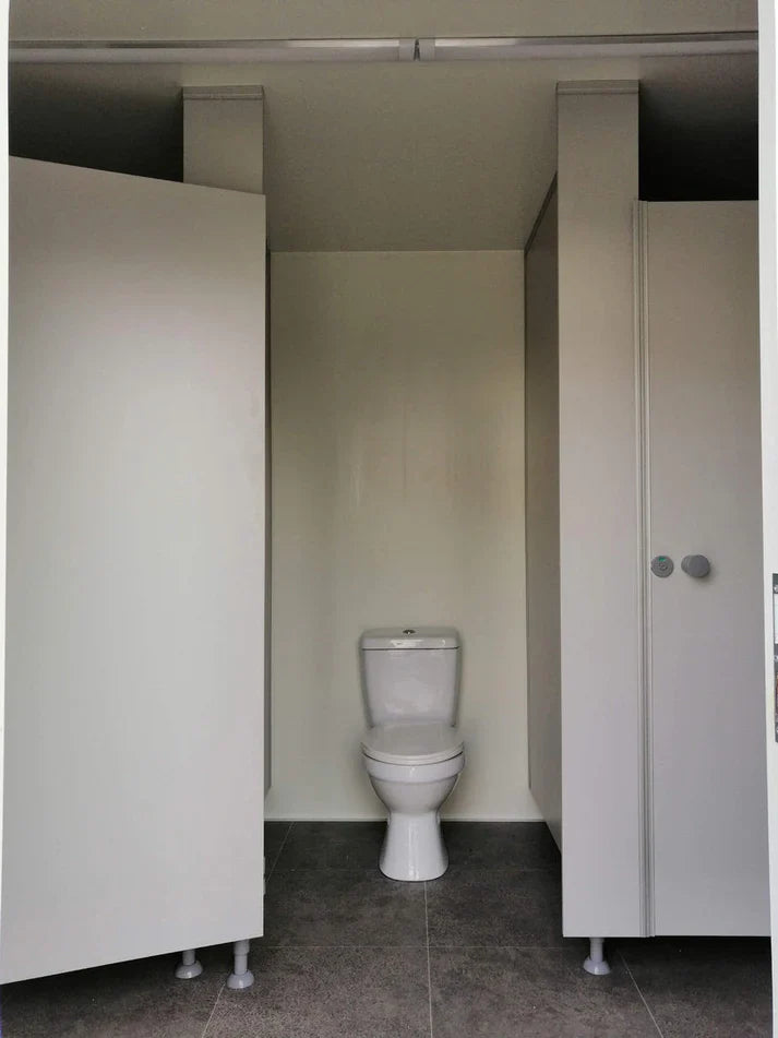 Remorque WC avec WC double 6x2,40 mètres