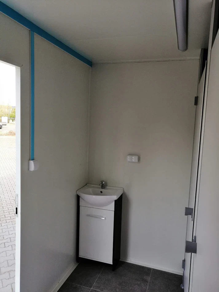 Remorque WC avec WC double 6x2,40 mètres